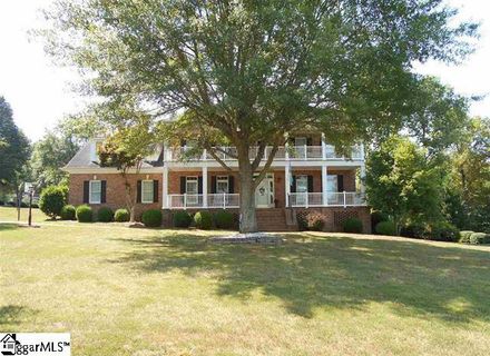 19 Silver Knoll Court