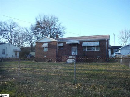 6 Maxie Avenue