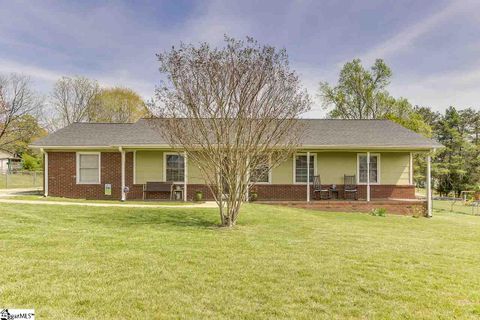 102 Ray Street sold home in Cedar Rock, Easley, SC
