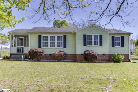 43 Kay Drive