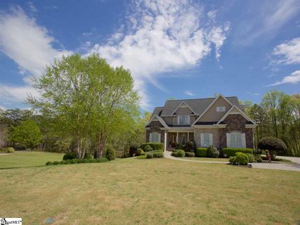 6 Great Lawn Drive