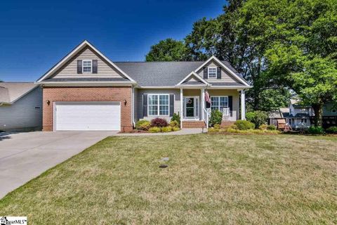 4 Cranston Court