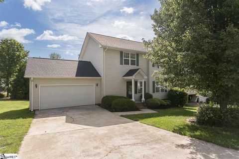 8 Mountainside Way
