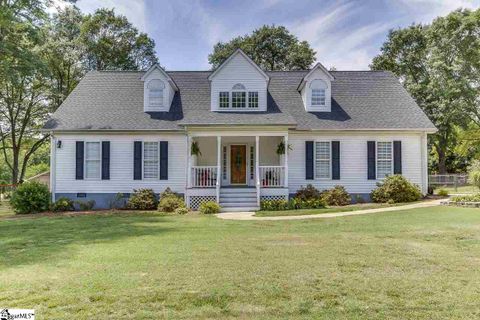 118 Sunshine Drive