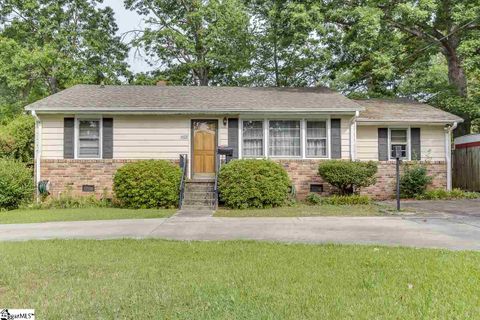 4105 Edwards Road