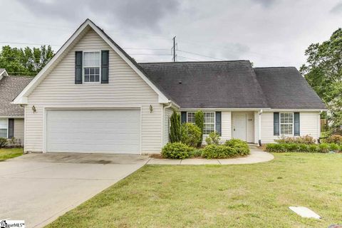 104 Lauren Wood Circle sold home in Lauren Woods, Taylors, SC