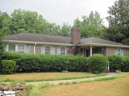 108 Crescent Ridge Drive