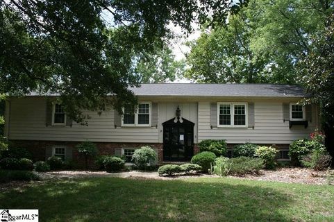 8 Tara Avenue sold home in Cunningham Acre, Taylors, SC