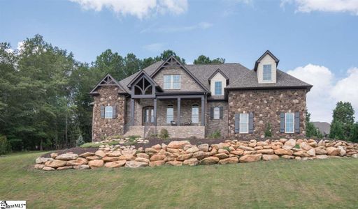 125 Griffith Hill Way