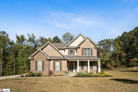 16 Barlia Way
