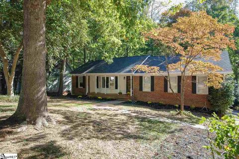 208 Bendingwood Circle