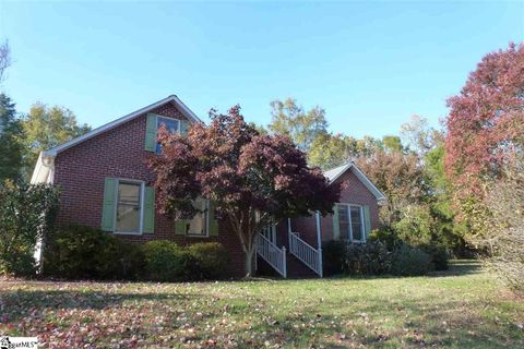 124 Farmwood Drive