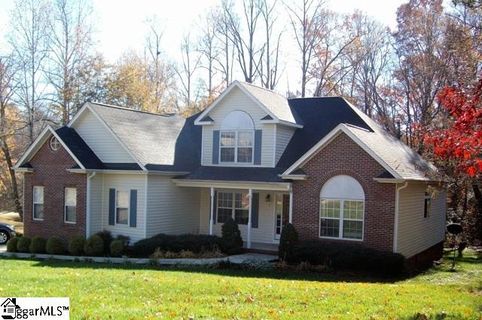 5 Clearwater Court