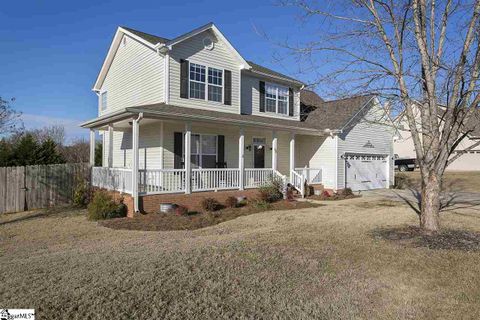 15 Rustcraft Drive