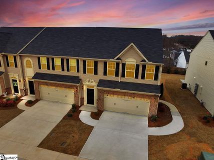 10 Irvington Drive