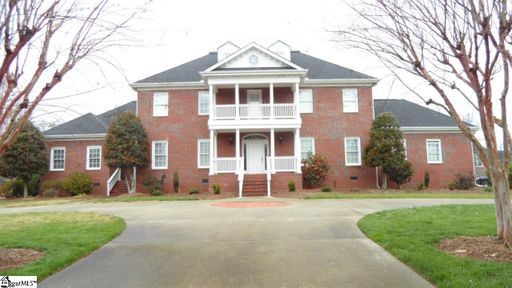 213 Keeneland Way sold home in Christopher Ridge, Greer, SC