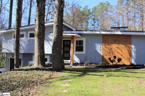 116 Lakeshore Drive