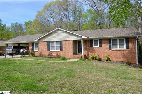 127 Pinewood Drive