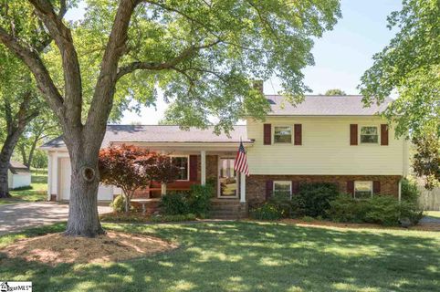 105 Lori Drive sold home in Woodruff Road Heights, Simpsonville, SC