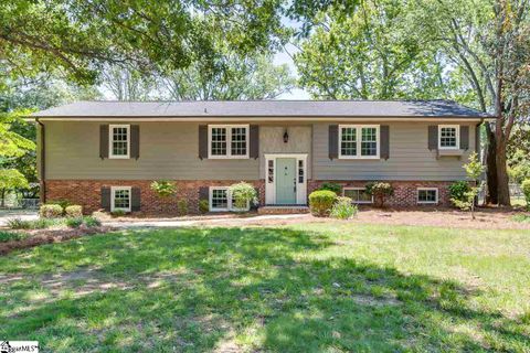 8 Tara Avenue sold home in Cunningham Acre, Taylors, SC