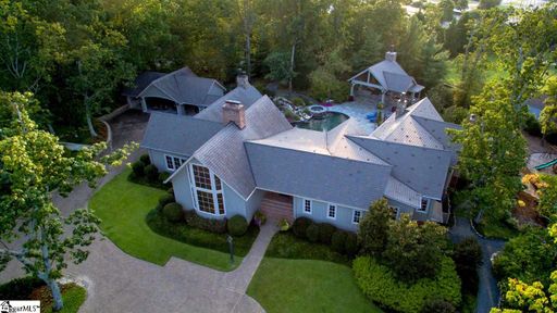 4 Huntington Court
