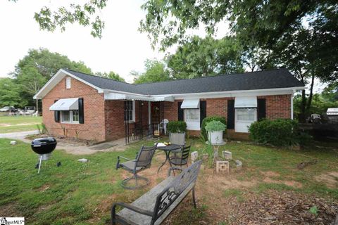 5 Gavin Place