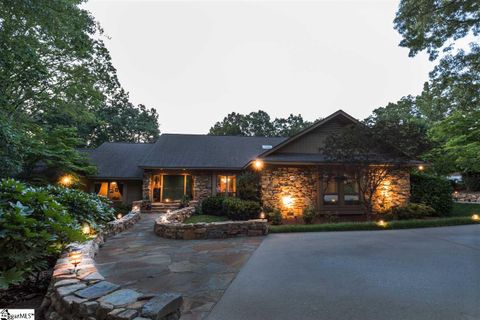 101 Babbs Hollow