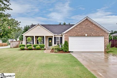 201 Parkgate Court sold home in The Brooks, Simpsonville, SC