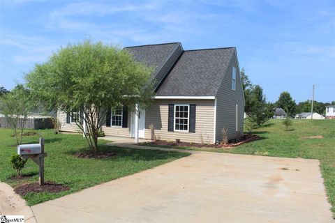 202 Jarrett Lane