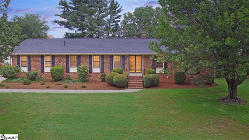 10 Coachman Drive sold home in Cunningham Acre, Taylors, SC