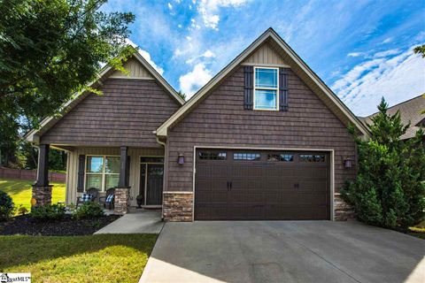 32 Litten Way