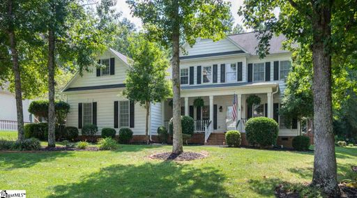 201 Dunrobin Lane