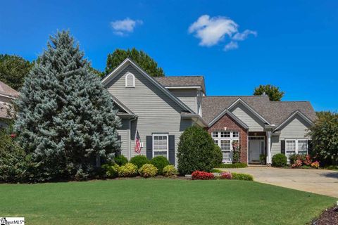 8 Dunrobin Lane
