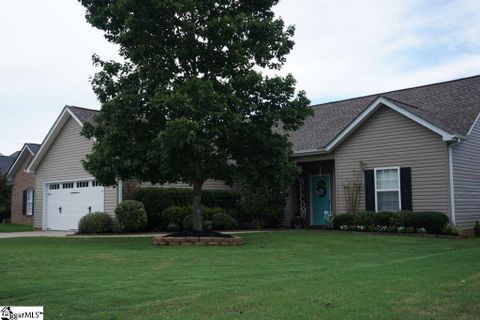 137 Lauren Wood Circle sold home in Lauren Woods, Taylors, SC