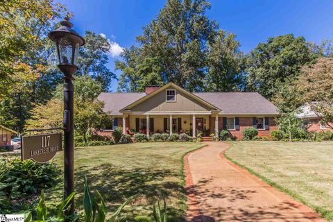 117 Lakecrest Drive sold home in Stone Lake Heights, Greenville, SC