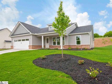 472 Silver Thorne Drive sold home in Blackberry Farms, Wellford, SC