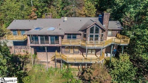 875 Altamont Road
