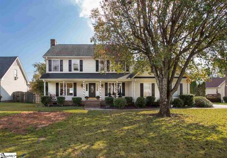 312 Hedgerow Drive