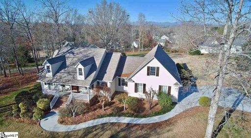 1 Lake Vista Court