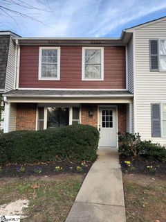 121 Shady Tree Drive