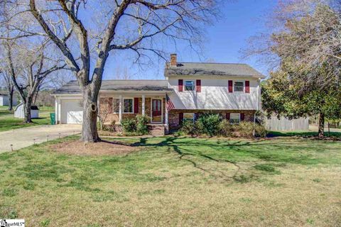 105 Lori Drive sold home in Woodruff Road Heights, Simpsonville, SC