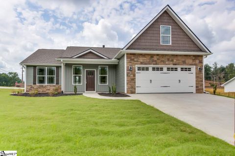 5 Smith Tractor Road sold home in Kelley Farms, Travelers Rest, SC