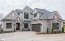 121 Chestnut Pond Lane sold home in Simpsonville, SC