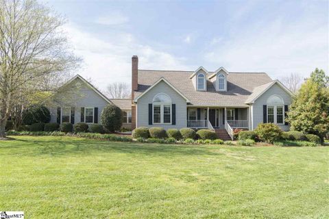 4 Silver Ridge Court