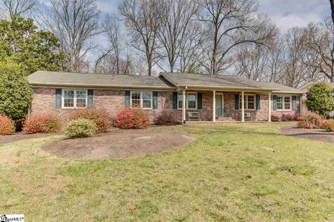 601 Avon Drive