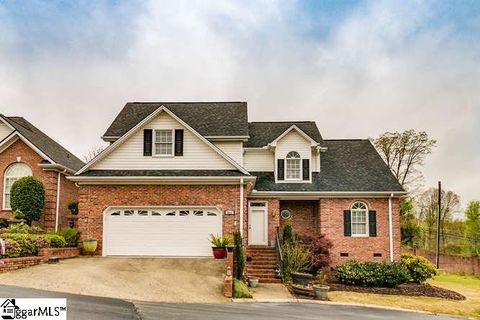 311 Greenview Circle