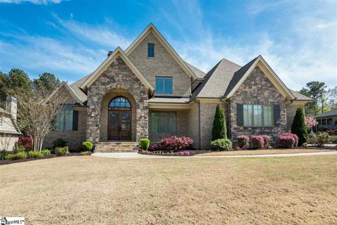 104 Griffith Hill Way
