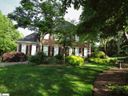 108 W Round Hill Road sold home in Greenville, SC