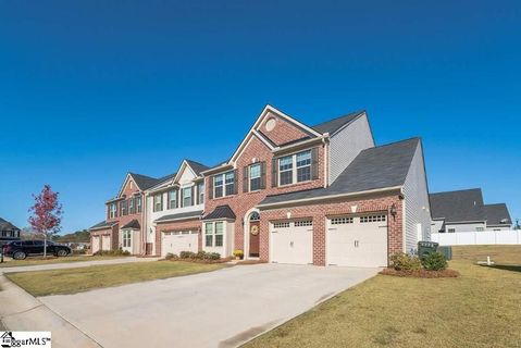 204 Alderside Place