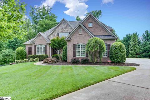 225 Glen Abbey Way sold home in Glen Abbey, Greer, SC